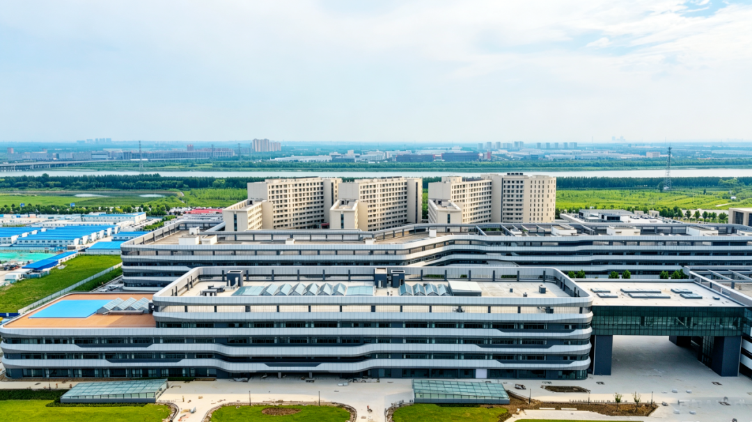 服务民航强国！中国民航大学宁河新校区交通学院教学实验楼顺利竣工验收